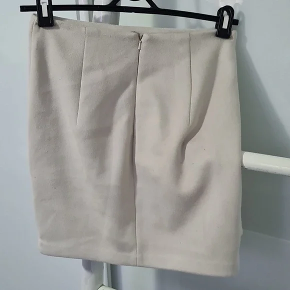 Sheike 8 soft suede skirt - Picture 3 of 5